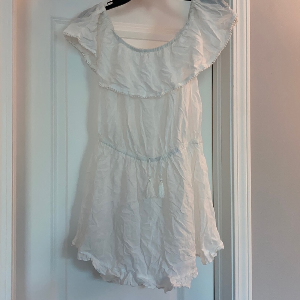VS cold shoulder white coverup